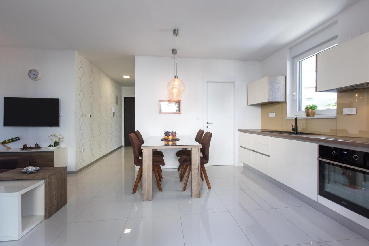 Orfeo Apartment Krk Town Luaran gambar